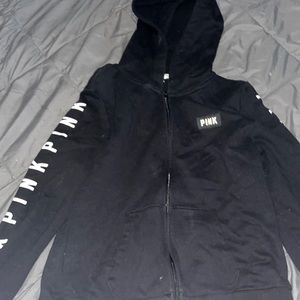 Black L pink sweater